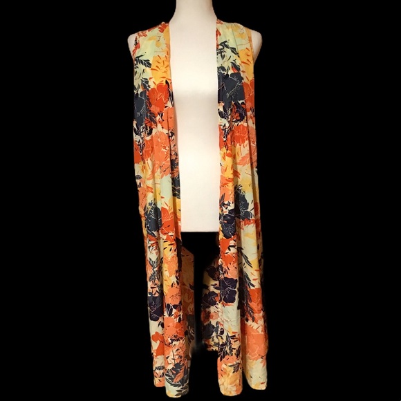 LuLaRoe Tops - LuLaRoe silky sleeveless floral duster kimono